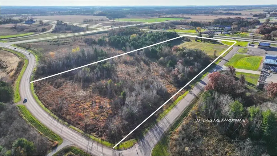 N2541 FARM DRIVE, Waupaca, WI 54981 - #2