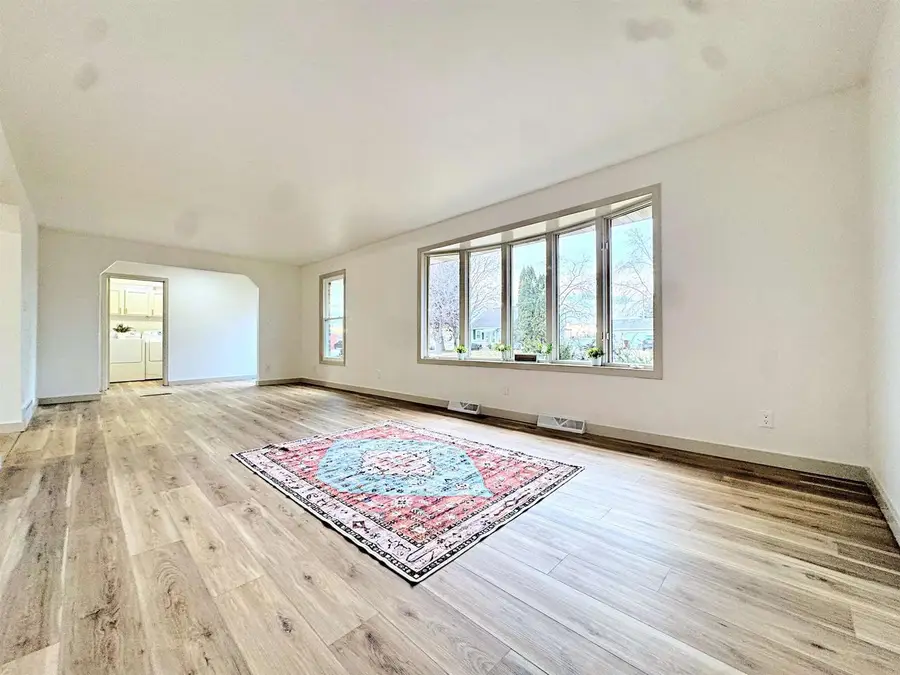 1412 N REXFORD STREET, Appleton, WI 54914 - #3