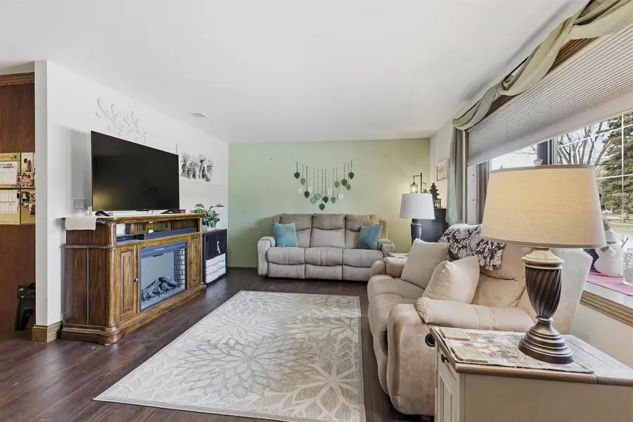 1251 BURNETTE STREET, Neenah, WI 54956 - Image #3