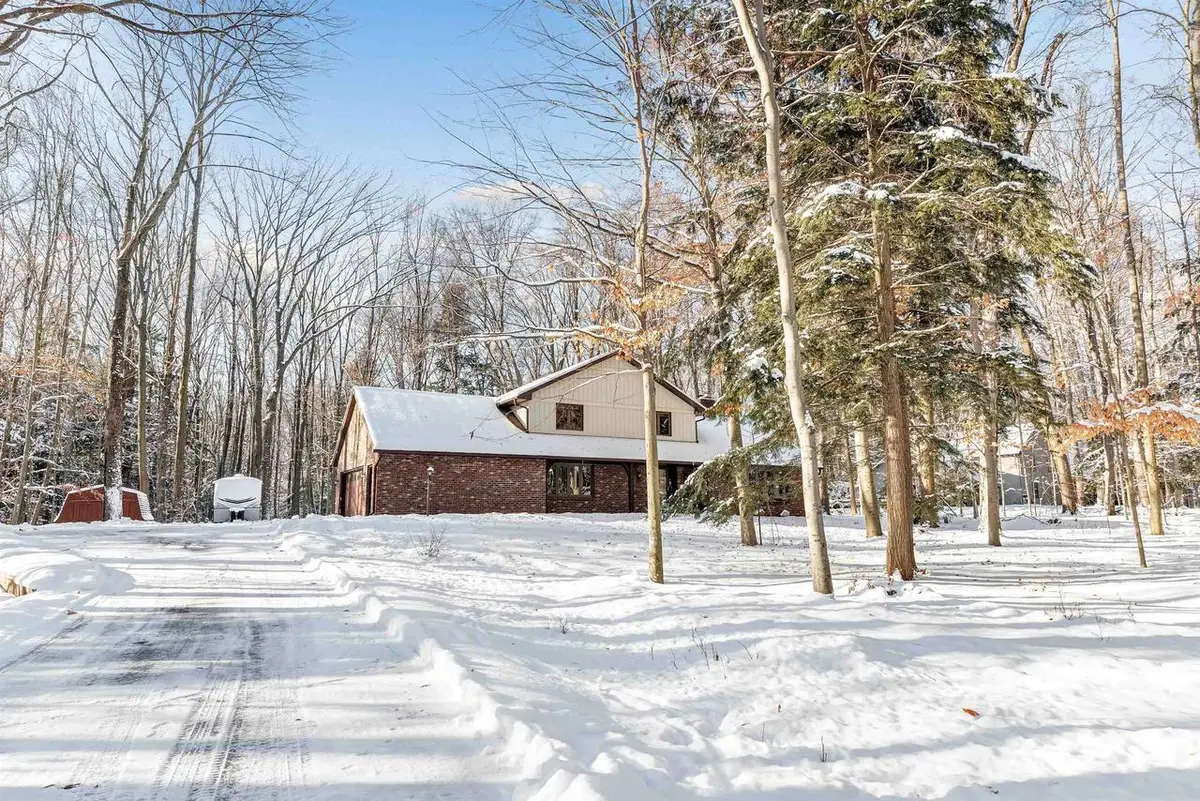 3398 WILDERNESS TRAIL, Suamico, WI 54313 - #1