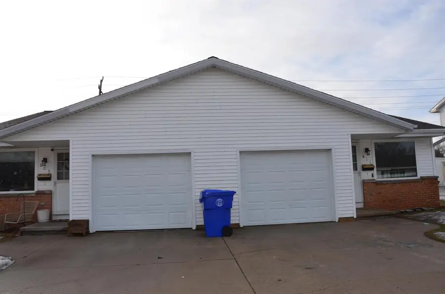 809 W BROWNING STREET, Appleton, WI 54914 - Image #2