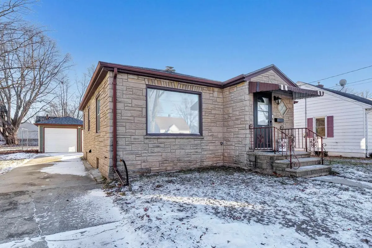 1530 SMITH STREET, Green Bay, WI 54302 - Image #1