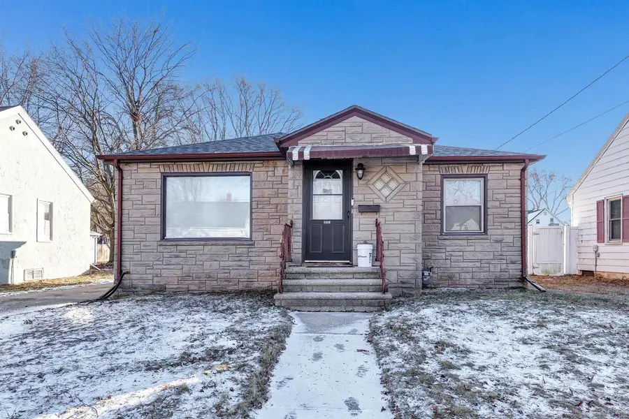 1530 SMITH STREET, Green Bay, WI 54302 - Image #2