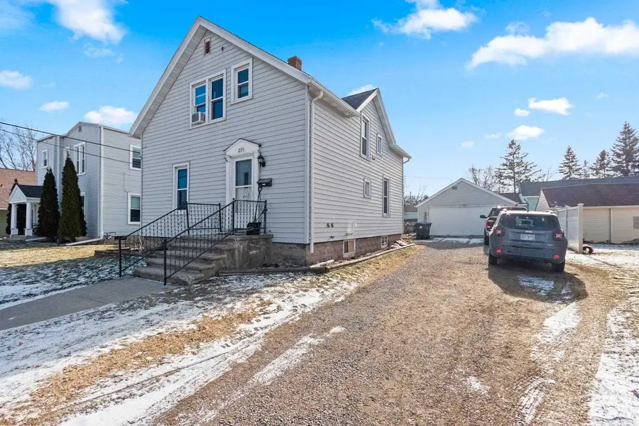 205 DIVISION STREET, Neenah, WI 54956 - #3