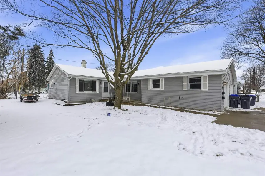 831 S COMMERCIAL STREET, Neenah, WI 54956 - #3