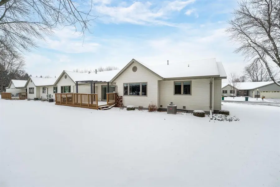 24 RIVERSIDE COURT, Fond Du Lac, WI 54935 - #3