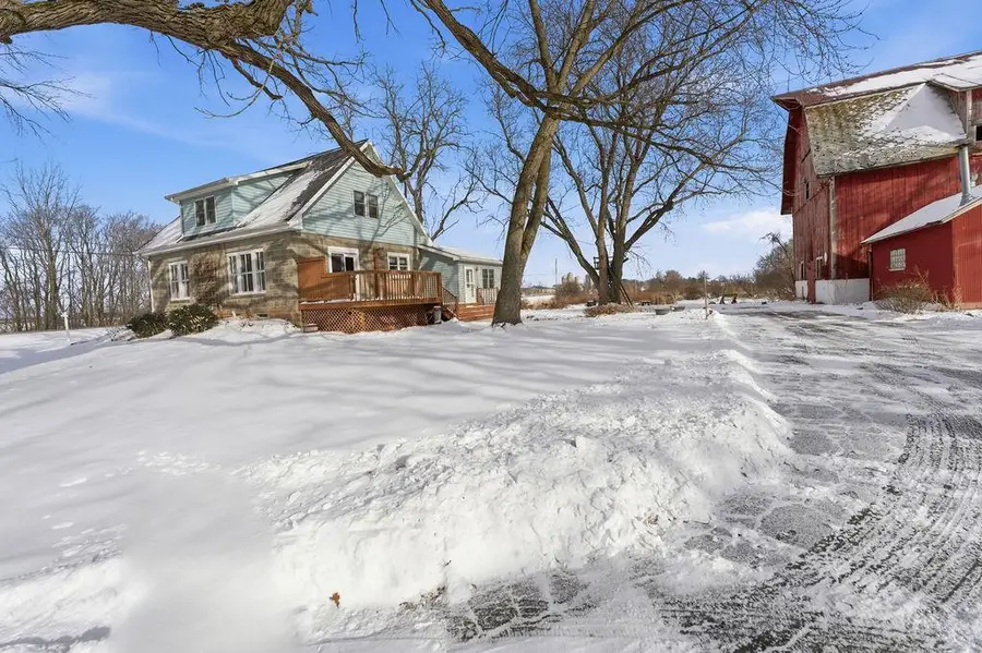 5987 COUNTY RD E, Omro, WI 54963 - #3