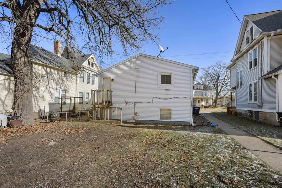1007 JACKSON STREET, Oshkosh, WI 54901 - #2