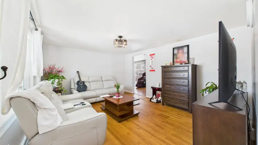 505 WESTPLAIN DRIVE, Green Bay, WI 54303 - Image #2