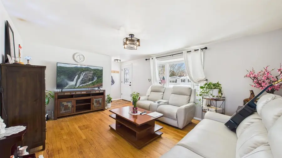 505 WESTPLAIN DRIVE, Green Bay, WI 54303 - Image #3