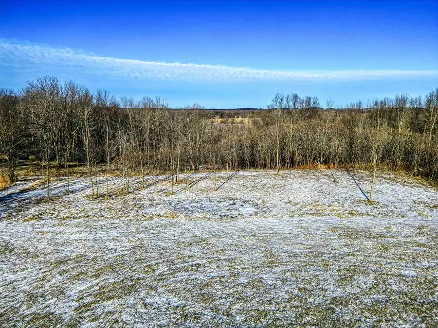 W7412 RED HAWK DRIVE, Appleton, WI 54914 - #2