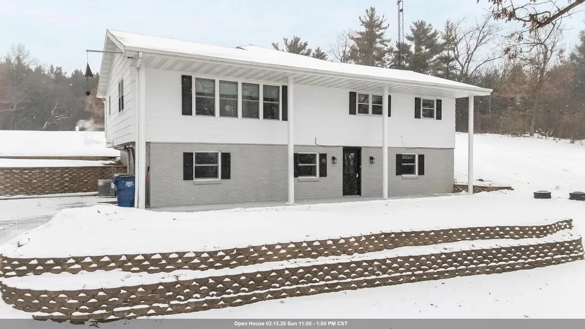 9866 STATE HIGHWAY 22, Waupaca, WI 54981 - #1