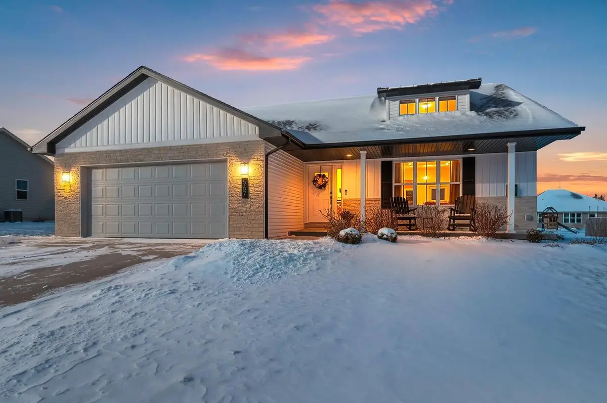 567 EAGLE DRIVE, Oconto Falls, WI 54154 - Image #1