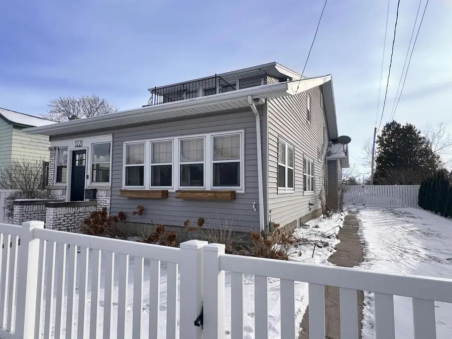 1221 OSHKOSH AVENUE, Oshkosh, WI 54902 - #2