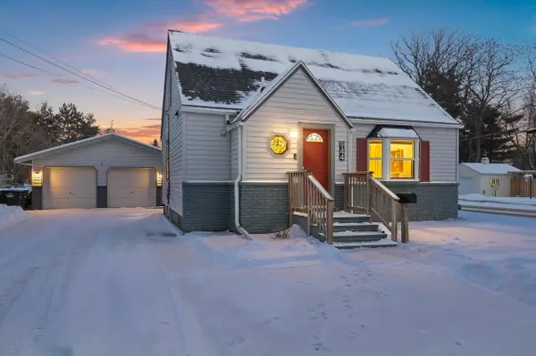 944 S EVERGREEN STREET, Shawano, WI 54166