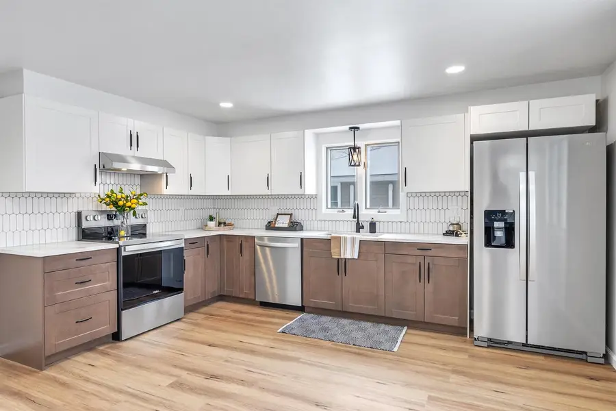 1133 CARDINAL LANE, Green Bay, WI 54313 - Image #2