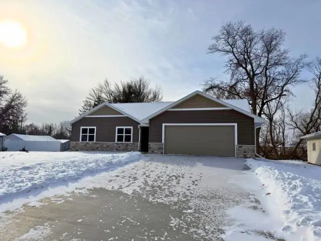 1921 LONE GROVE AVENUE, Green Bay, WI 54303 - Image #1