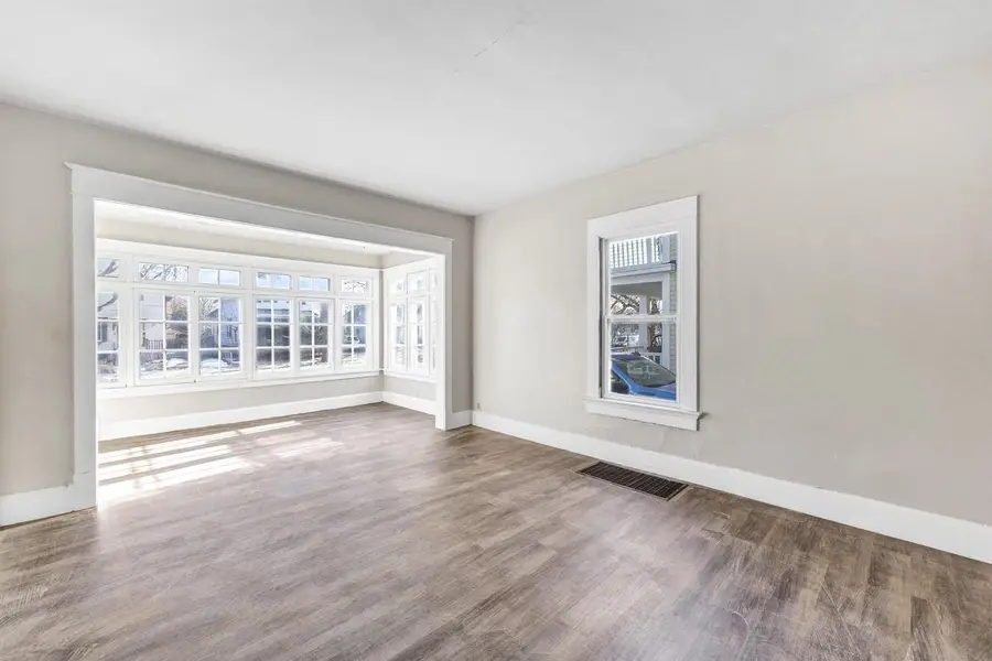 719 N ASHLAND AVENUE, Green Bay, WI 54303 - Image #2