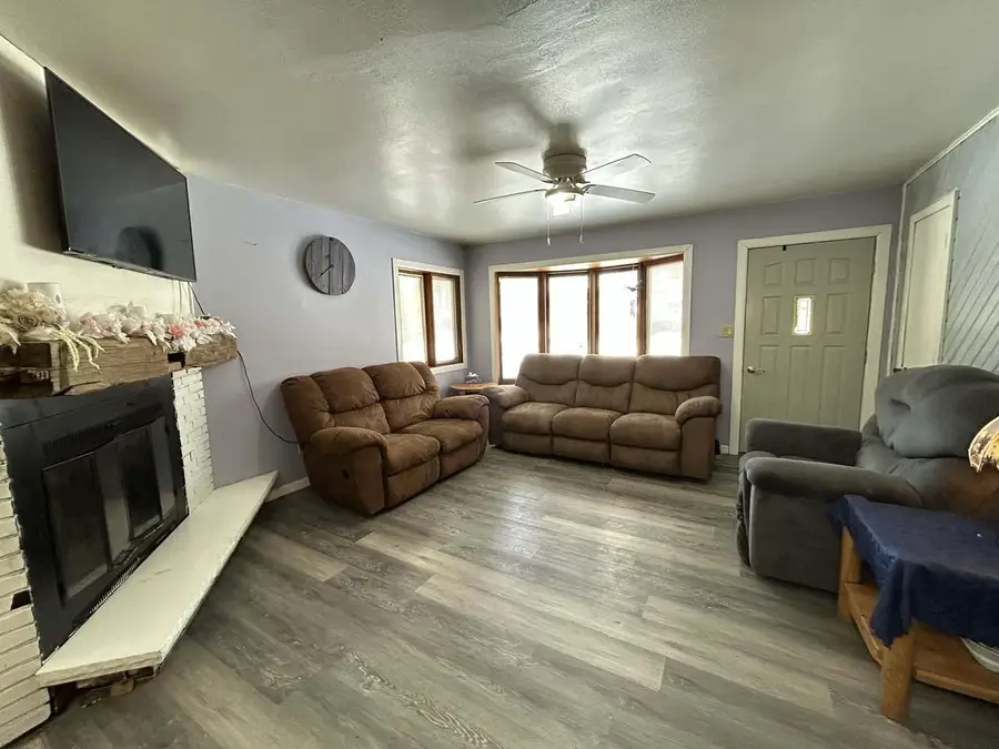 202 RIDGE ROAD, Oconto Falls, WI 54154 - Image #3