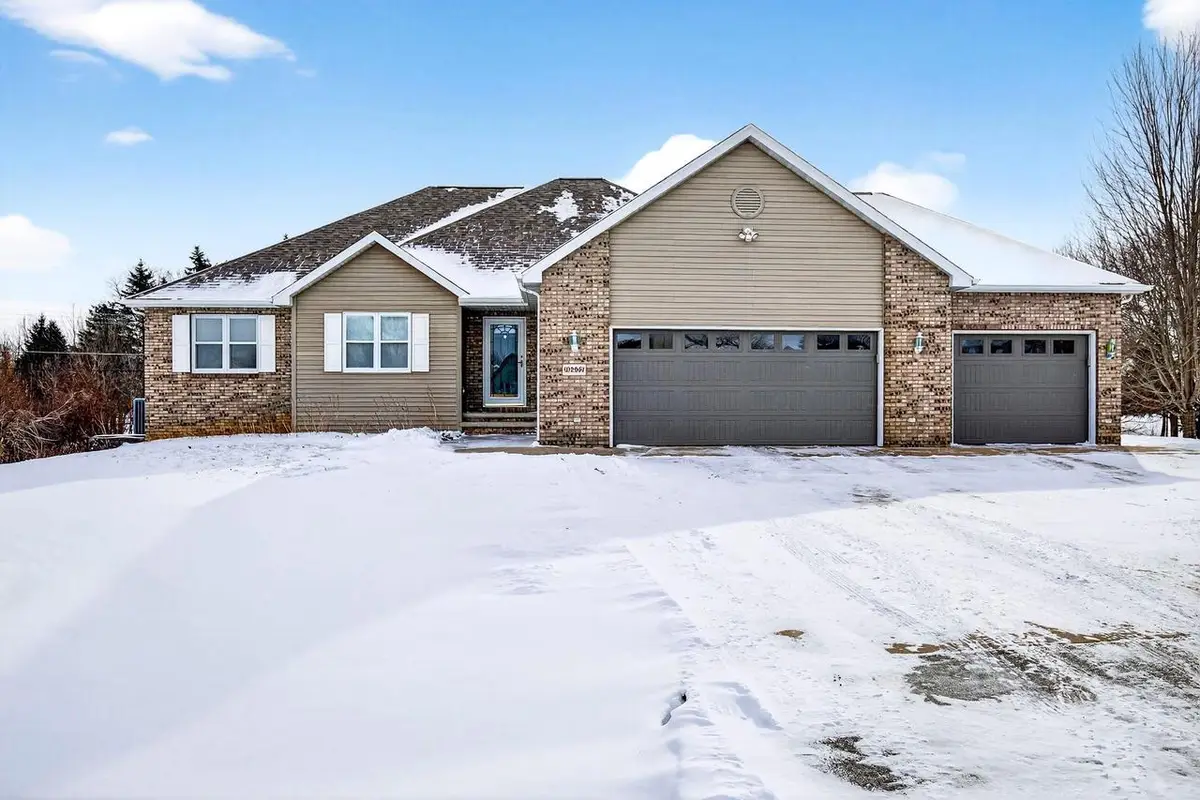 W2967 FARMSTEAD DRIVE, Appleton, WI 54915 - #1