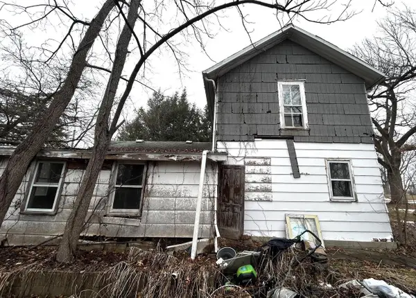 702 E STATE STREET, Albany, WI 53502