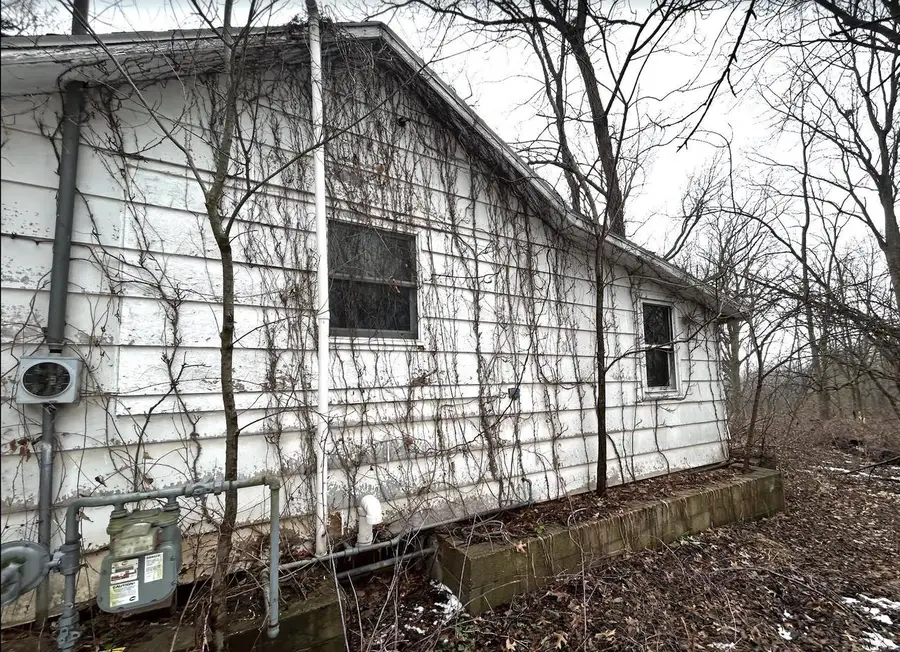 702 E STATE STREET, Albany, WI 53502 - #2