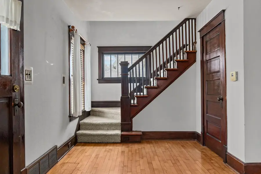 333 E FRANKLIN AVENUE, Neenah, WI 54956 - Image #3