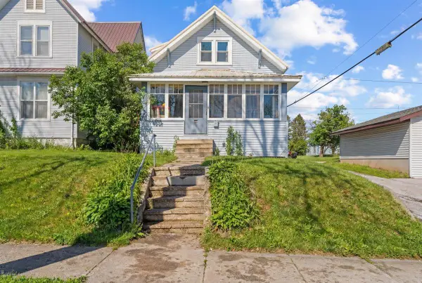 313 CENTER STREET, Kewaunee, WI 54216