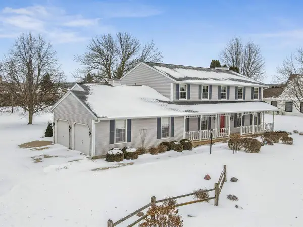 909 COUNTRY CLUB LANE, Fond Du Lac, WI 54935