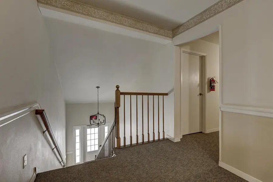 546 W SMITH AVENUE, Oshkosh, WI 54901 - Image #3