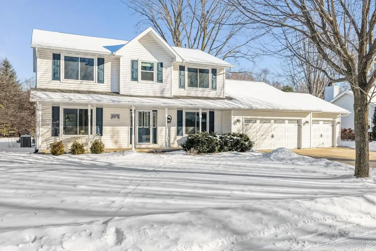 201 SWISS MEADOW LANE, Green Bay, WI 54302 - Image #1