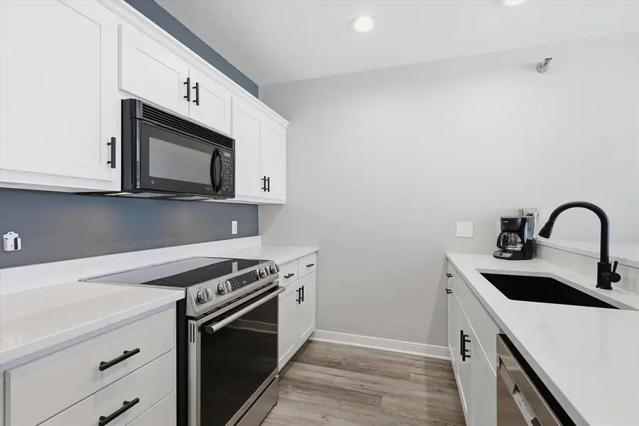 107 N 1ST AVENUE  #UNIT 231/233, Sturgeon Bay, WI 54235 - Image #2