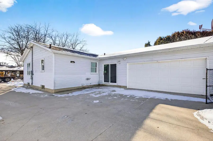 916 CHARLES STREET, Little Chute, WI 54140 - #2