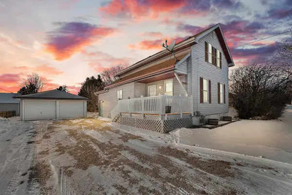 1747 GEORGIA STREET, Oshkosh, WI 54902