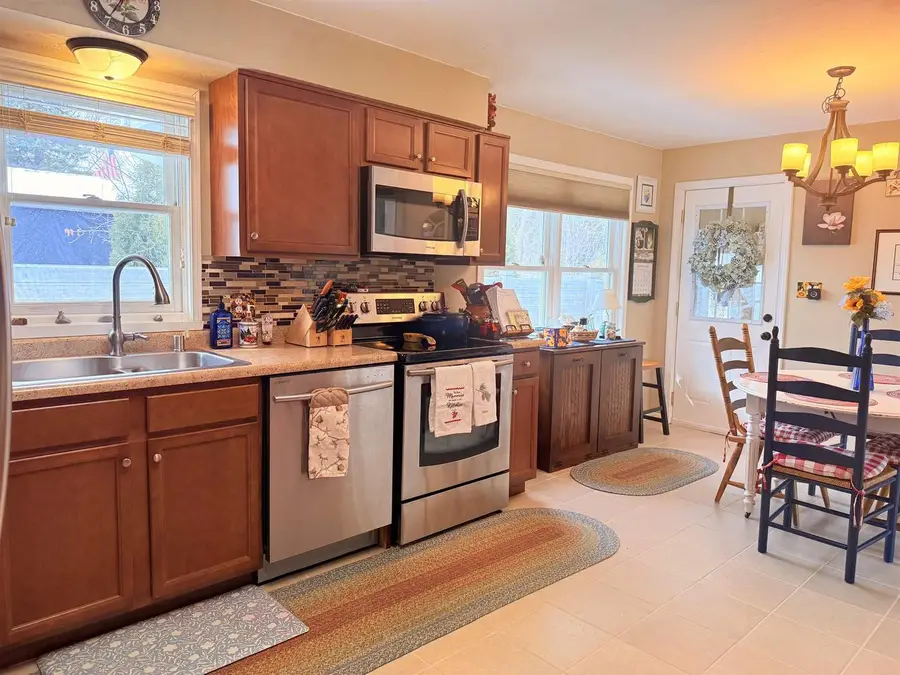 636 ELIZABETH STREET, Menasha, WI 54952 - #3