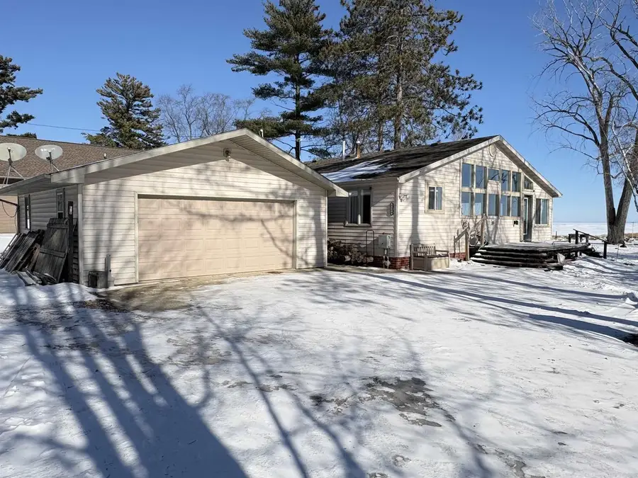 5204 COUNTY ROAD N, Oconto, WI 54153 - #2