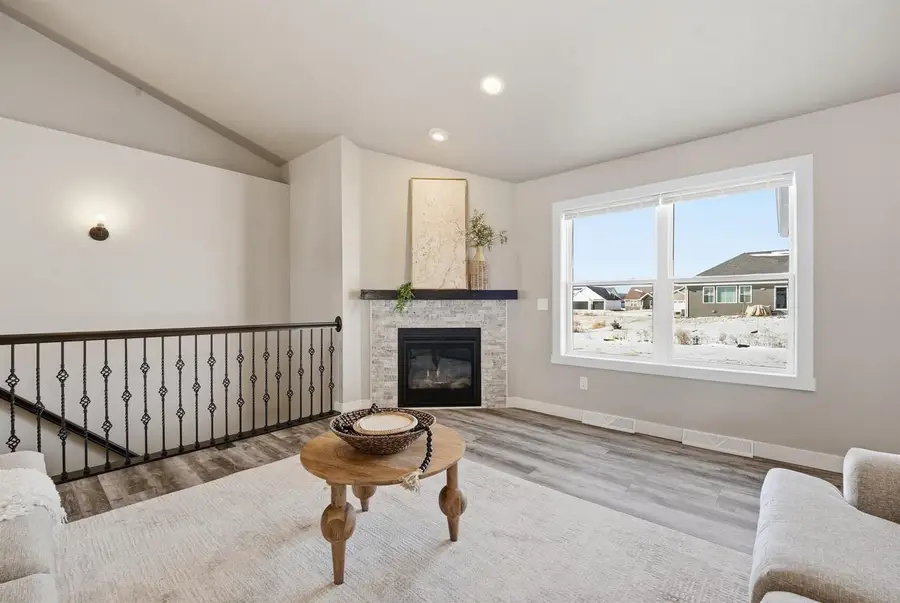 5701 N ACADIA DRIVE, Appleton, WI 54913 - #3