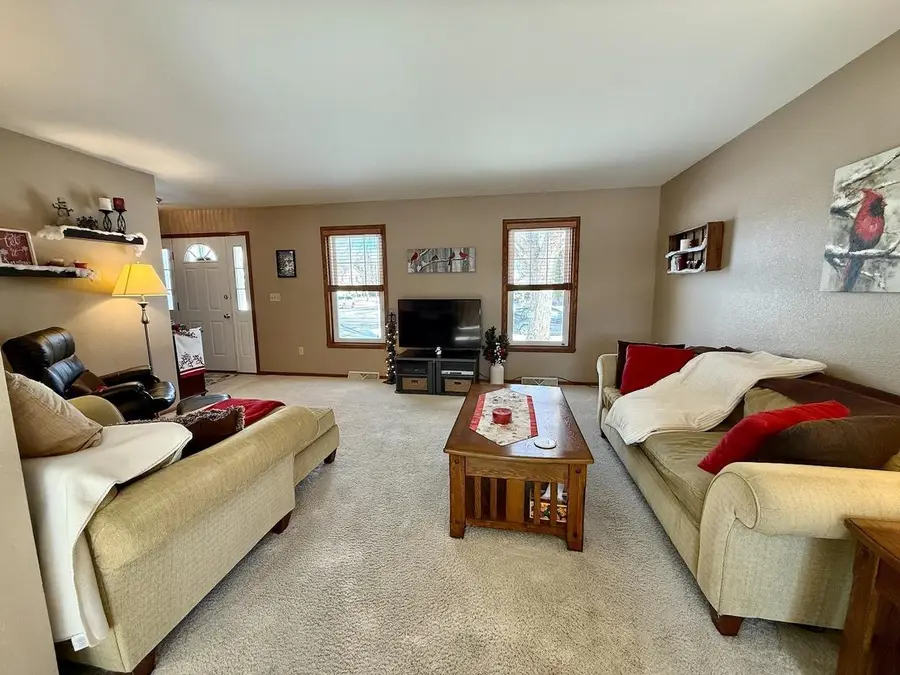 363 SUNNYBROOK DRIVE, Oshkosh, WI 54904 - #3