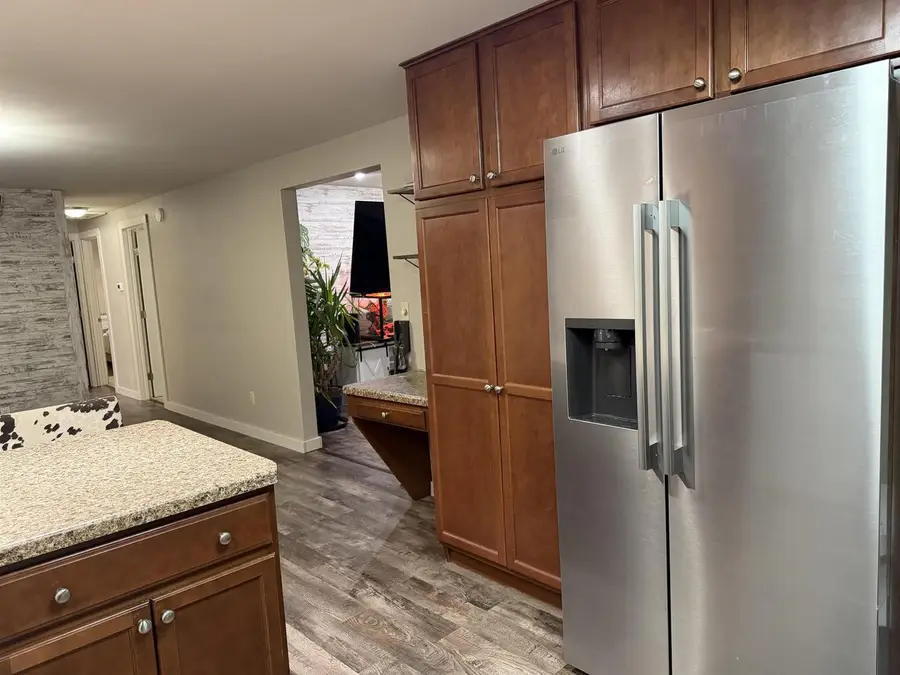 524 WISCONSIN STREET, Waupaca, WI 54981 - #3