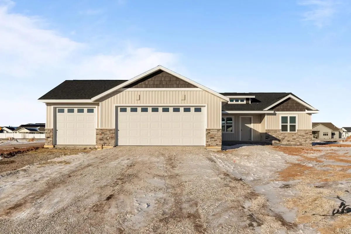 W5642 TONYS WAY, Appleton, WI 54915 - #1