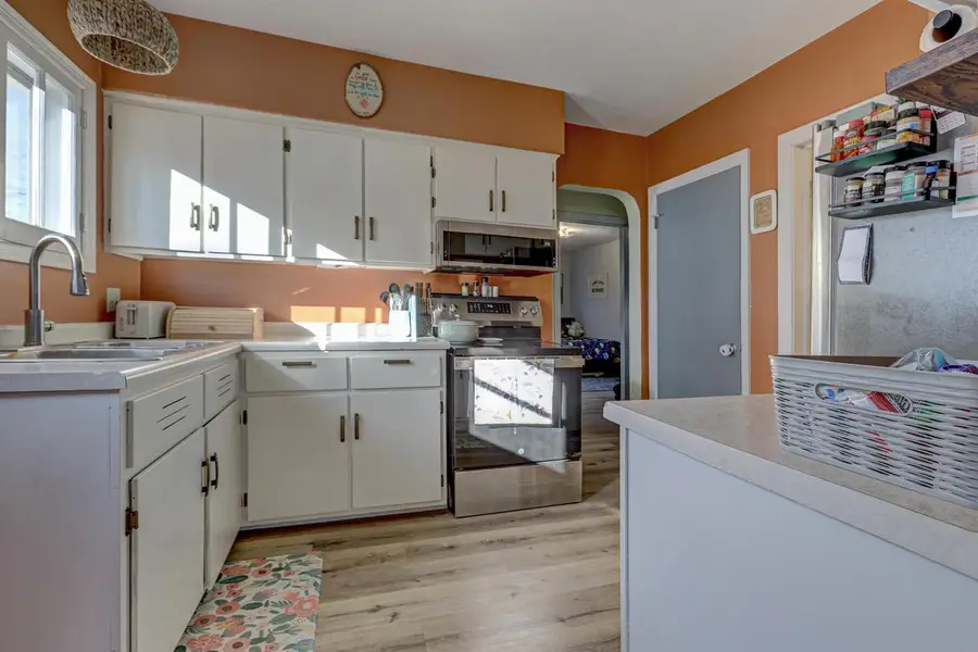 213 LAWSON STREET, Menasha, WI 54952 - #3