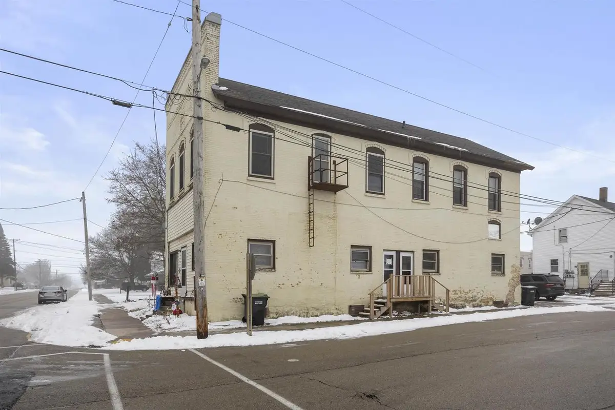 111 N MAPLE STREET, Black Creek, WI 54106 - #1