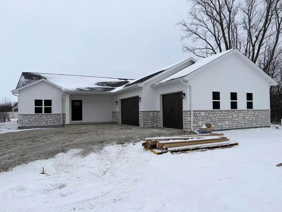 126 SOUTHFIELD COURT, Neenah, WI 54956 - #2