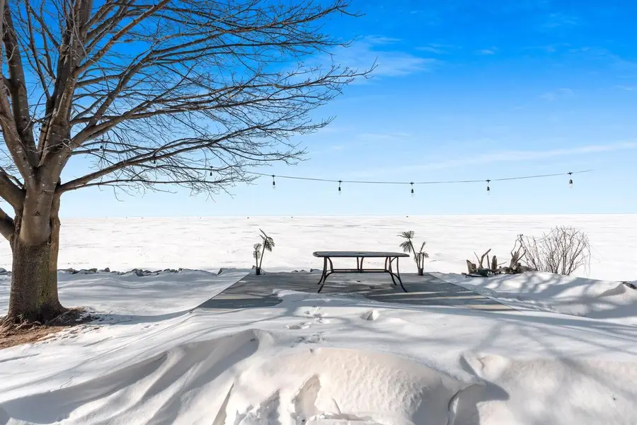 165 SUN N SURF DRIVE, Luxemburg, WI 54217 - #2