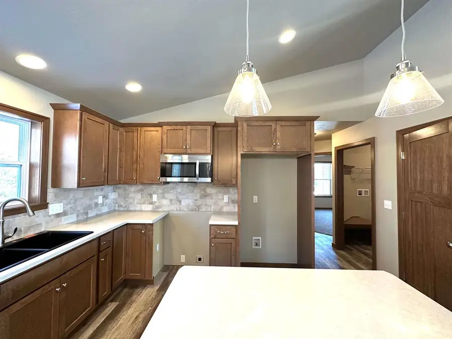 N1766 WATERLEFE DRIVE, Greenville, WI 54942 - #2