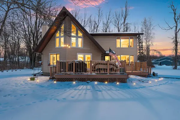 129 W WALLRICH ROAD, Cecil, WI 54111