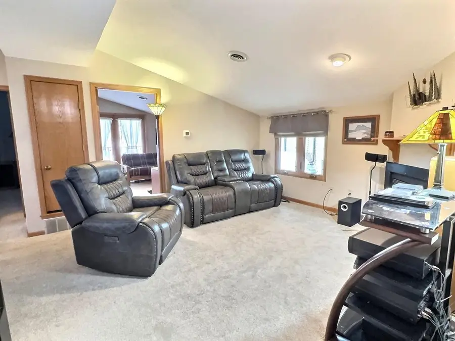 450 N CAMPBELL ROAD  #D3, Oshkosh, WI 54902 - #3