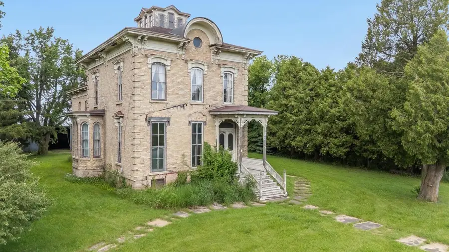 4760 STATE RD 91, Oshkosh, WI 54904 - #3