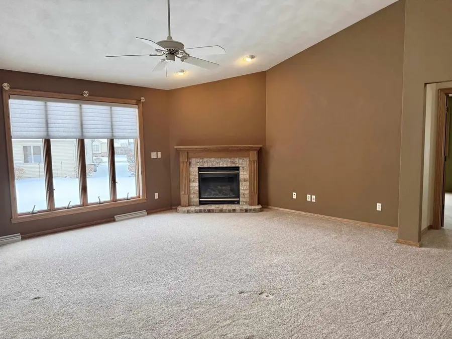 525 W WAYFARER COURT, Appleton, WI 54913 - #3