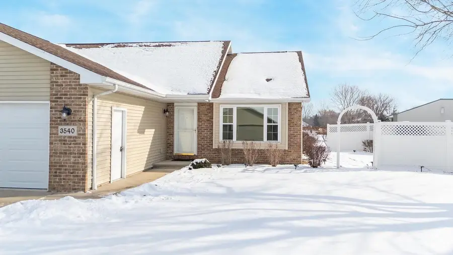 3540 N TERRI LANE, Appleton, WI 54914 - #2